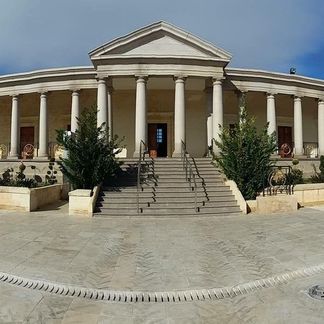 Facade 4